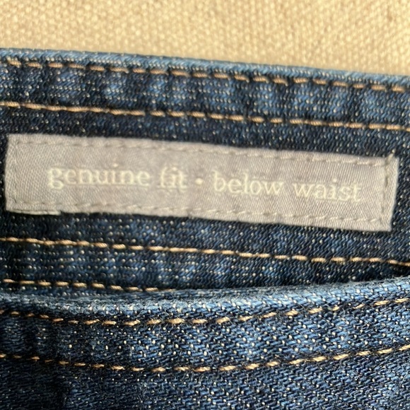 J JILL dkblue Jeans. Cuffed Capris, 12T tall. Genuine fit below the waist. Cute! - Picture 3 of 6